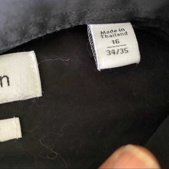 {preloved} Men’s Calvin Klein Button Down Shirt - Picture 5 of 5